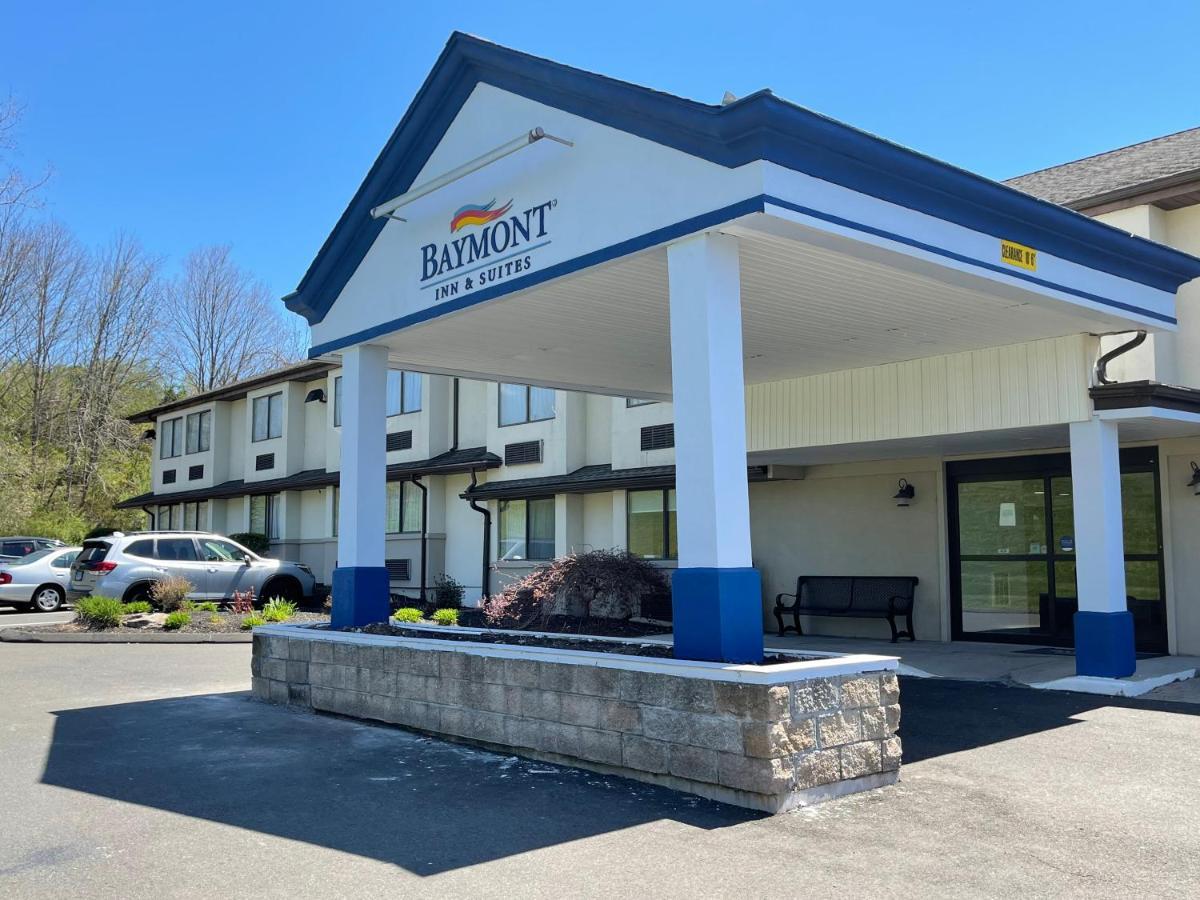 Baymont By Wyndham Branford/New Haven Hotel Eksteriør billede