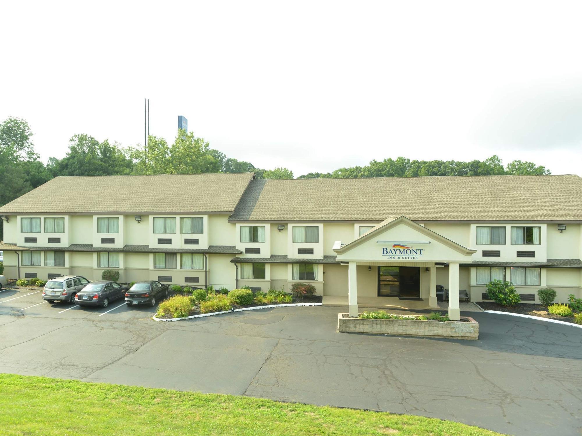 Baymont By Wyndham Branford/New Haven Hotel Eksteriør billede